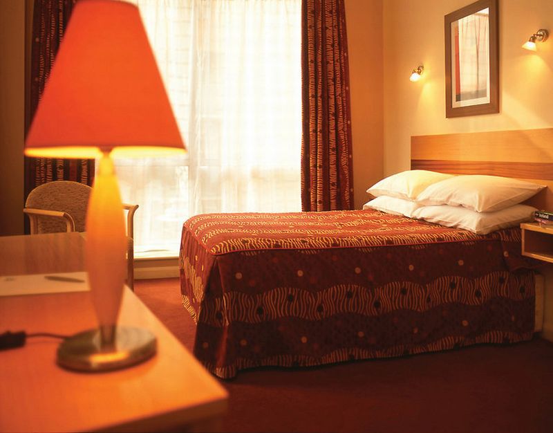 Leonardo Hotel Ліверпуль Номер фото